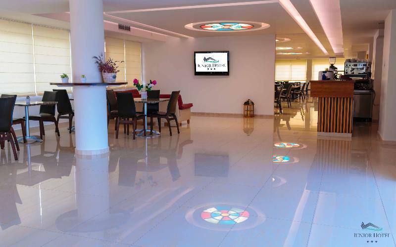 Junior Hotel ไอเรีย ภายนอก รูปภาพ